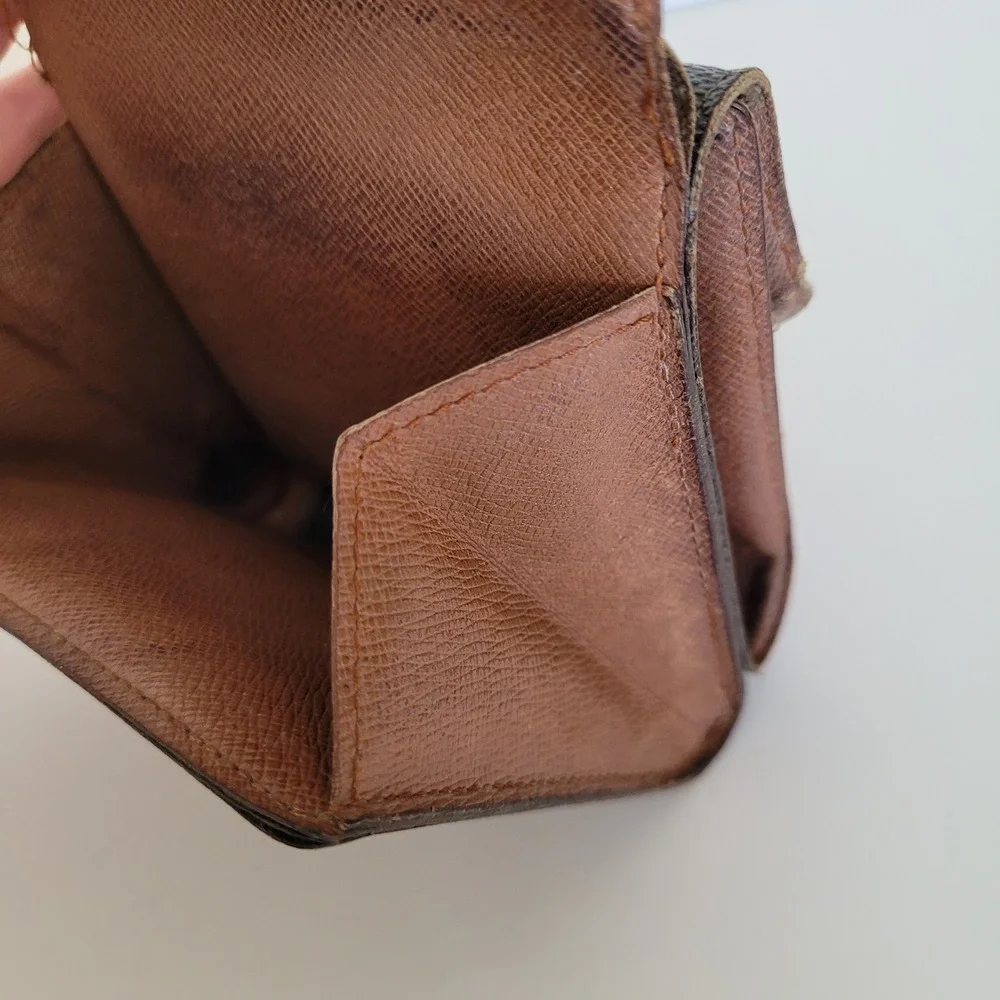 Louis Vuitton classic louis