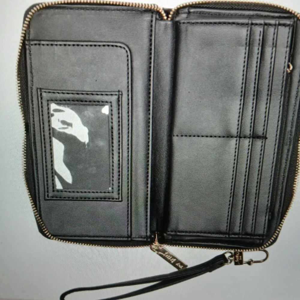 Betsey Johnson betsey johnson