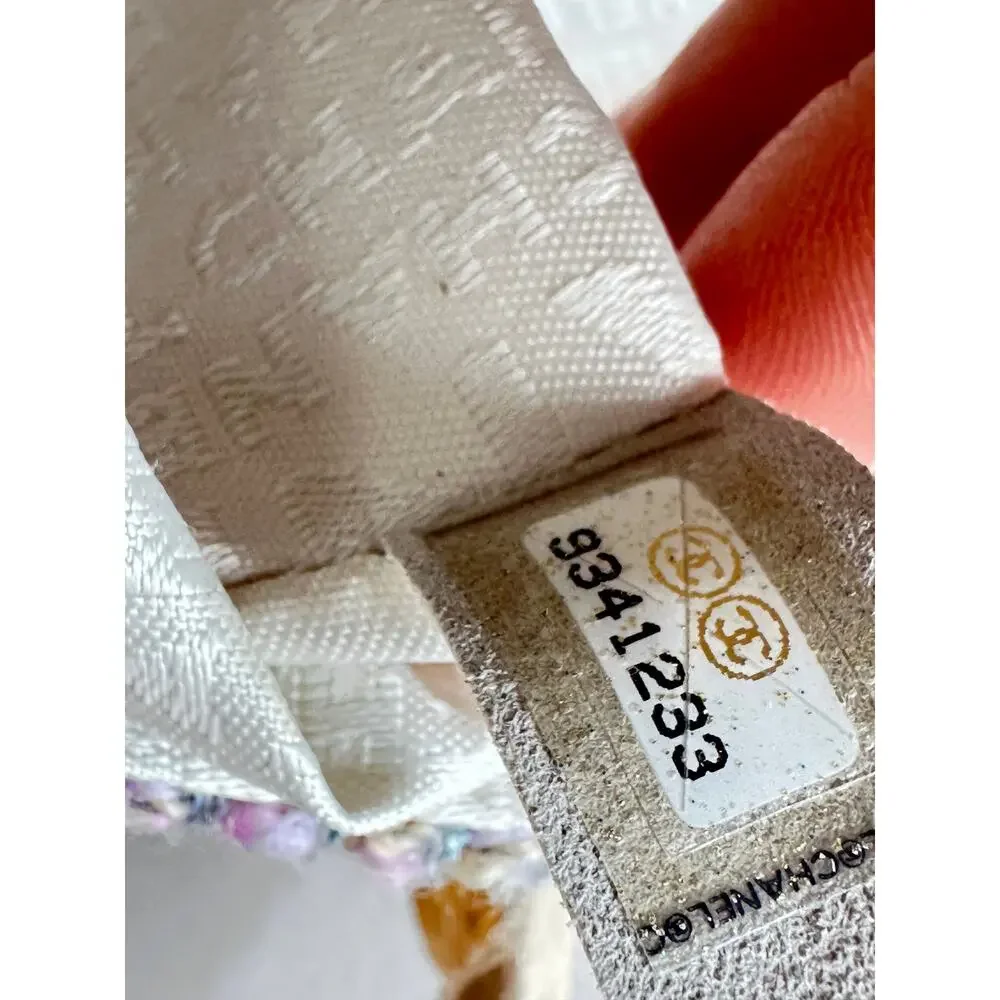 CHANEL color multicolor