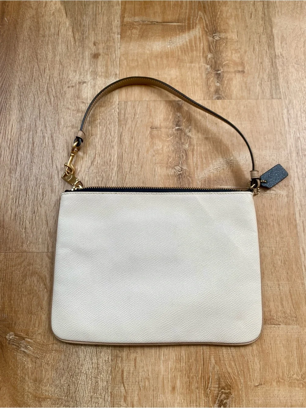 Coach stylish wristlet
