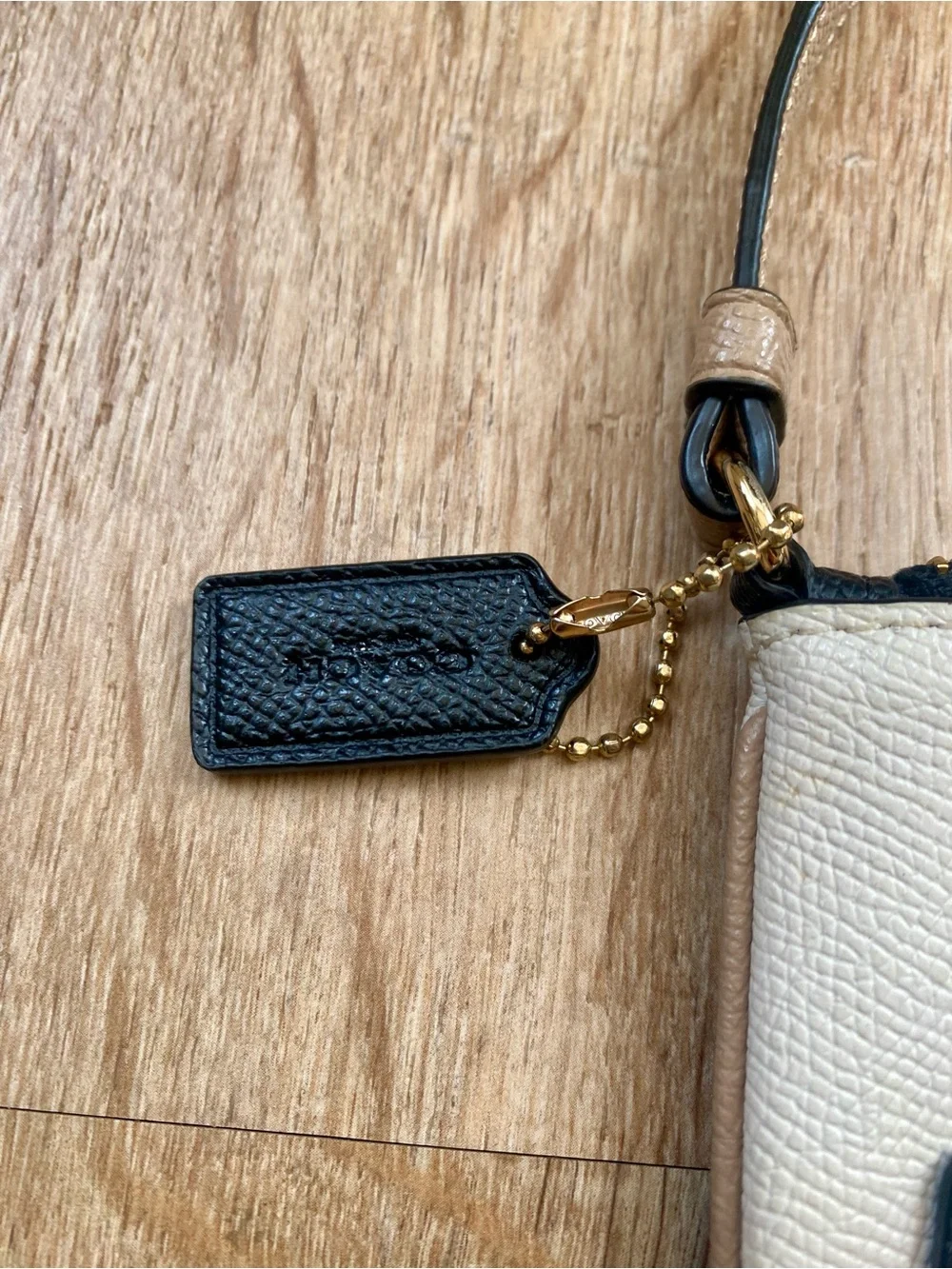Coach stylish wristlet