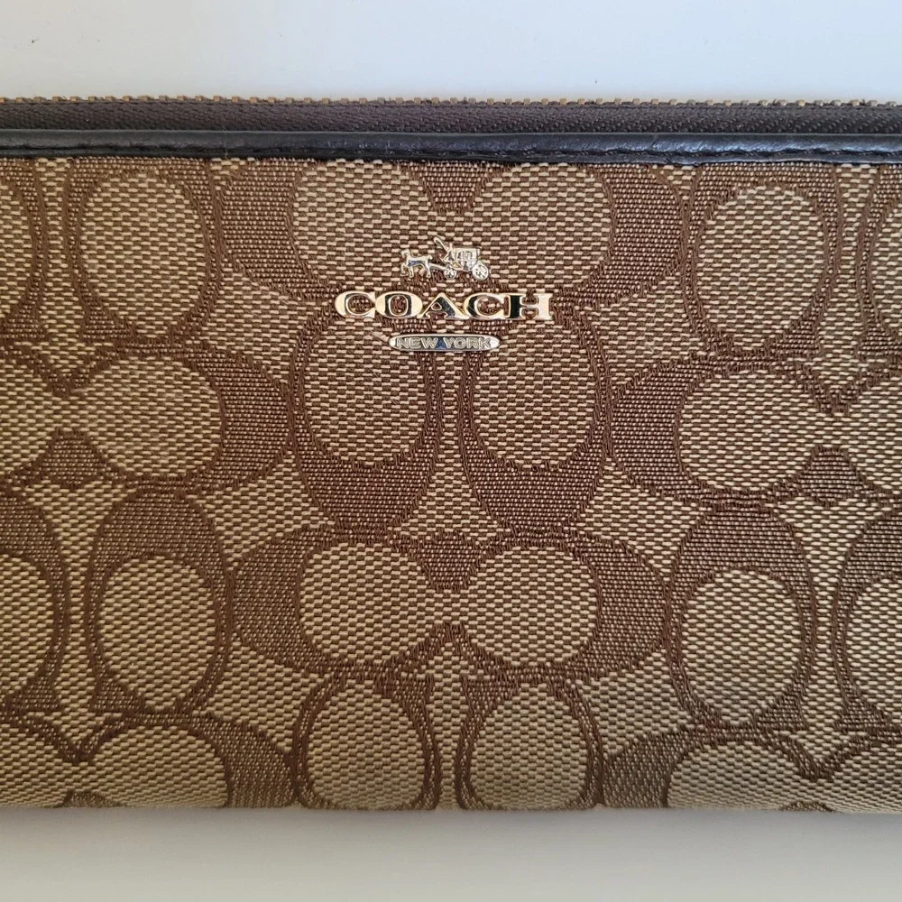 Coach brand type