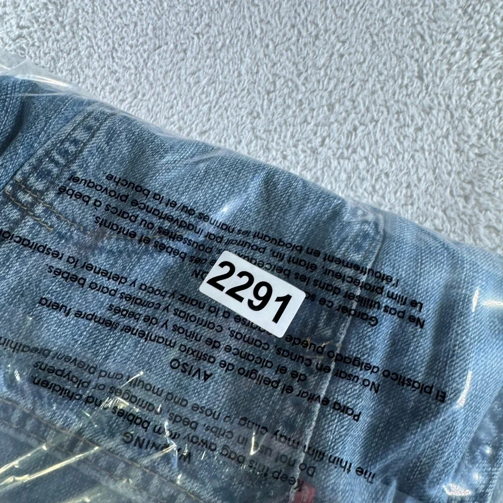 Levis any wear