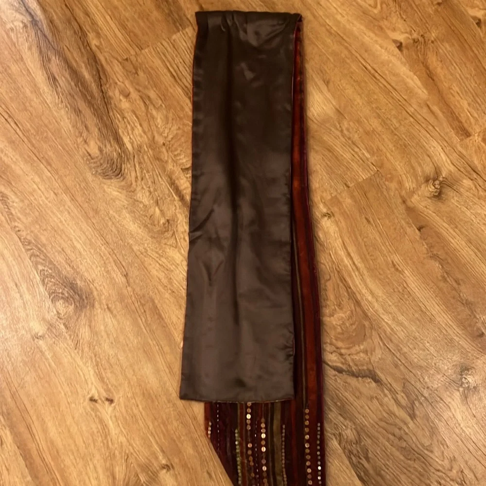 N/A elegant velvet