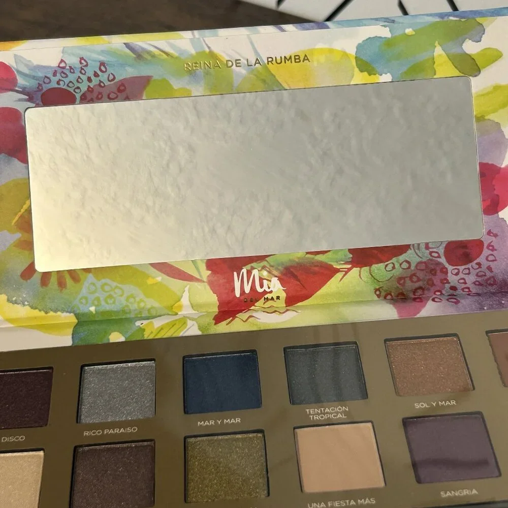 Mia del Mar brand new