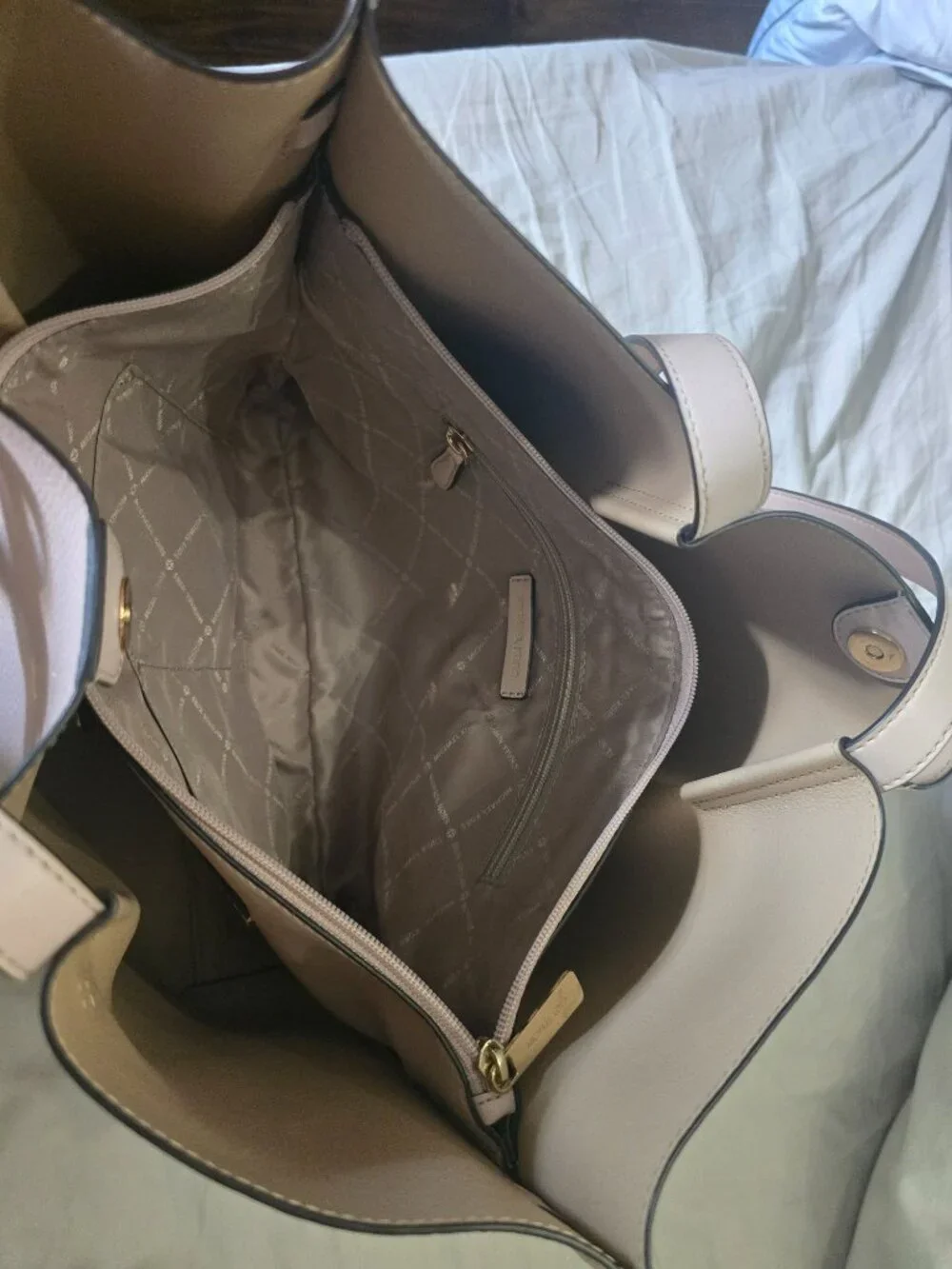 Michael Kors new without