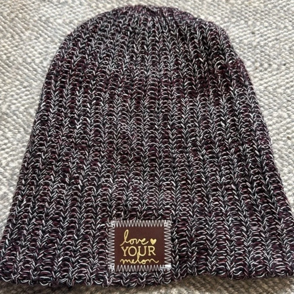 Love‎ Your Melon winter slouch knit beanie hat