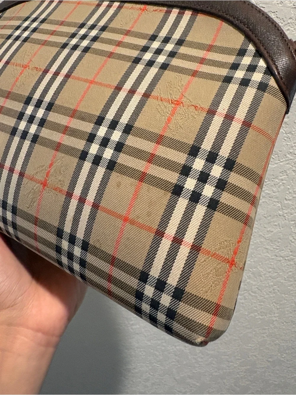 Burberry classic plaid