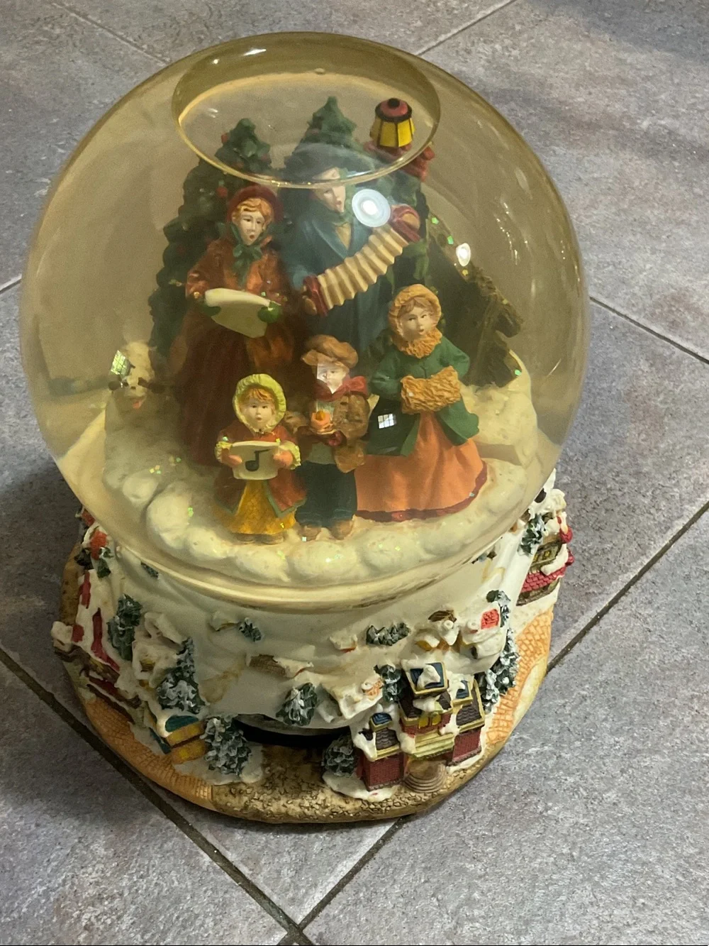 Holiday Carolers Snow Globe - Green and Cream Decorative Accent