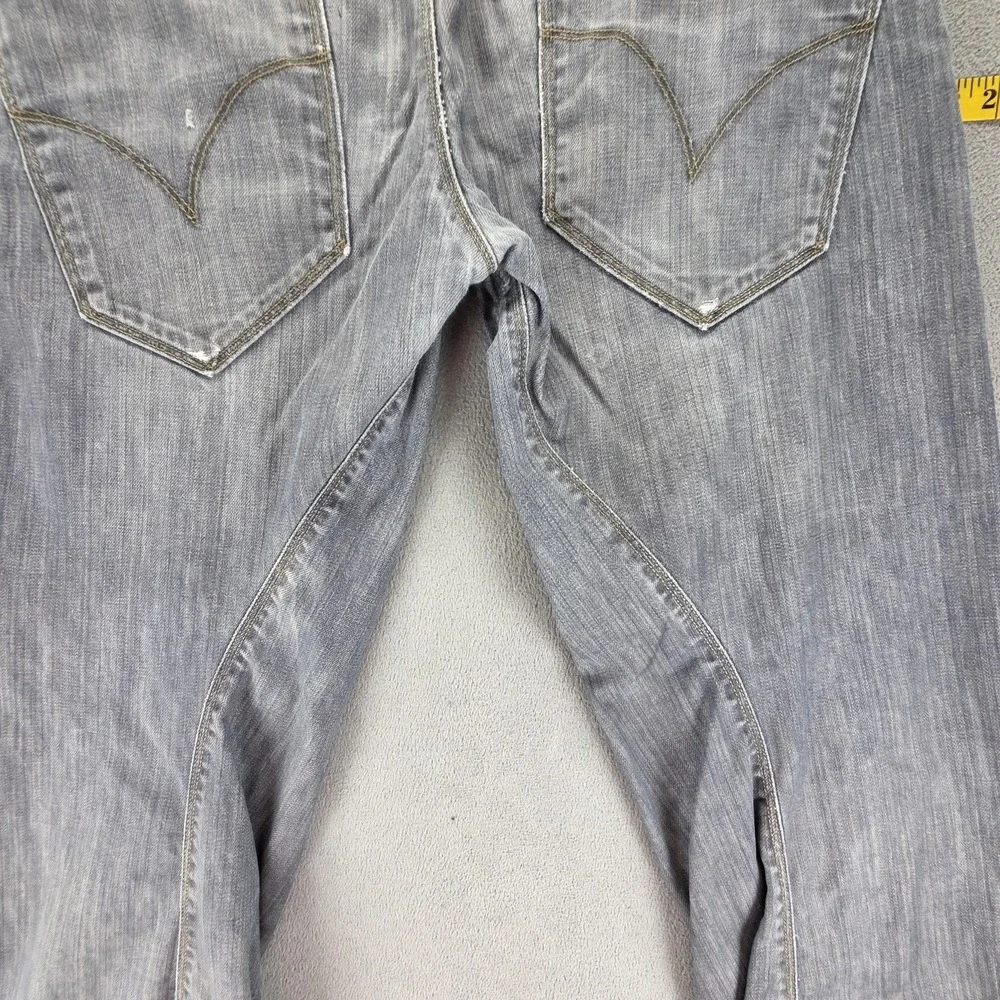 Levis 11709 important