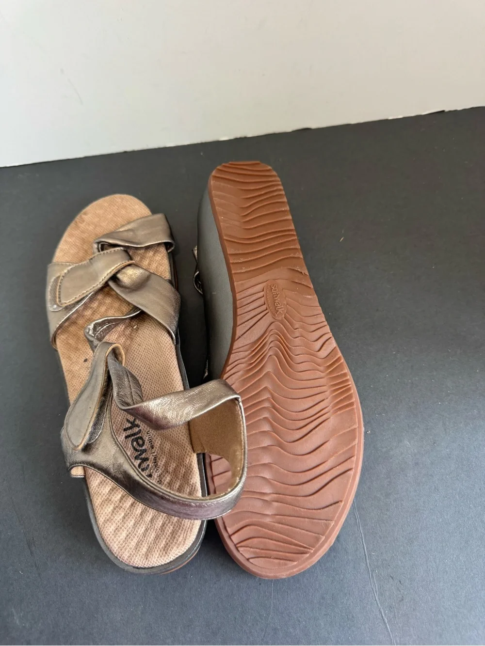 SoftWalk women footbed
