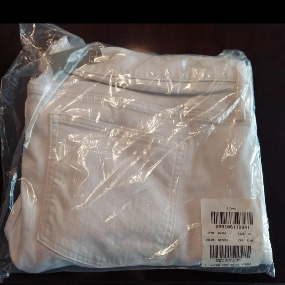 J.CREW HIGH RISE VINTAGE SLIM JEANS WHITE 37/28 Stretch BNWT SO $128 1 Left