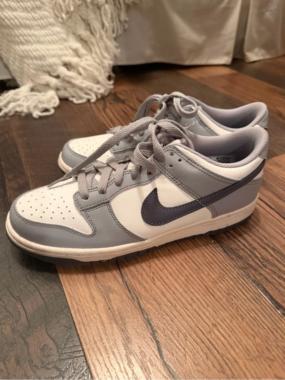 Nike low top