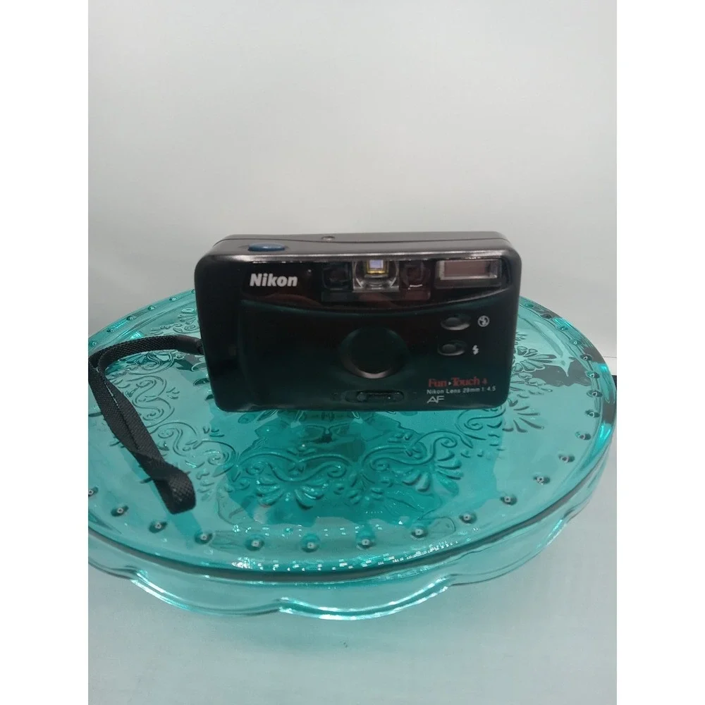 Nikon Fun Touch 4 35mm Film Camera 29mm 1:4.5 Tested
