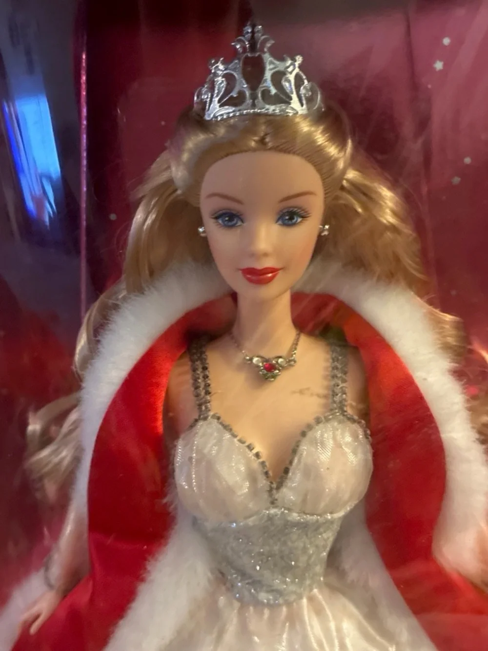 Barbie satin cape