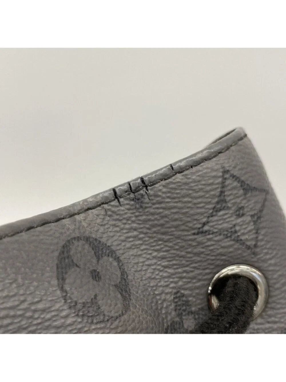 Louis Vuitton this authentic