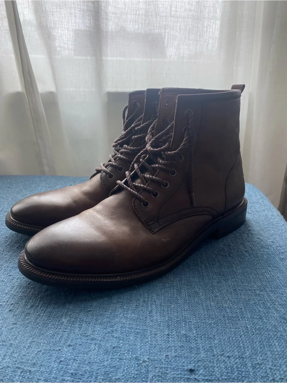 Blondo premium leather