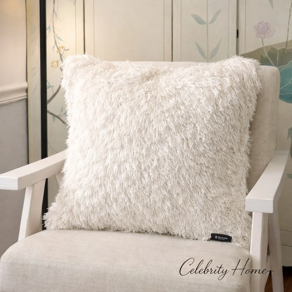 Celebrity Home,Perfect!Stunning Ivory Shag EyelashThrow Pillow 22x22,(MSRP $129)