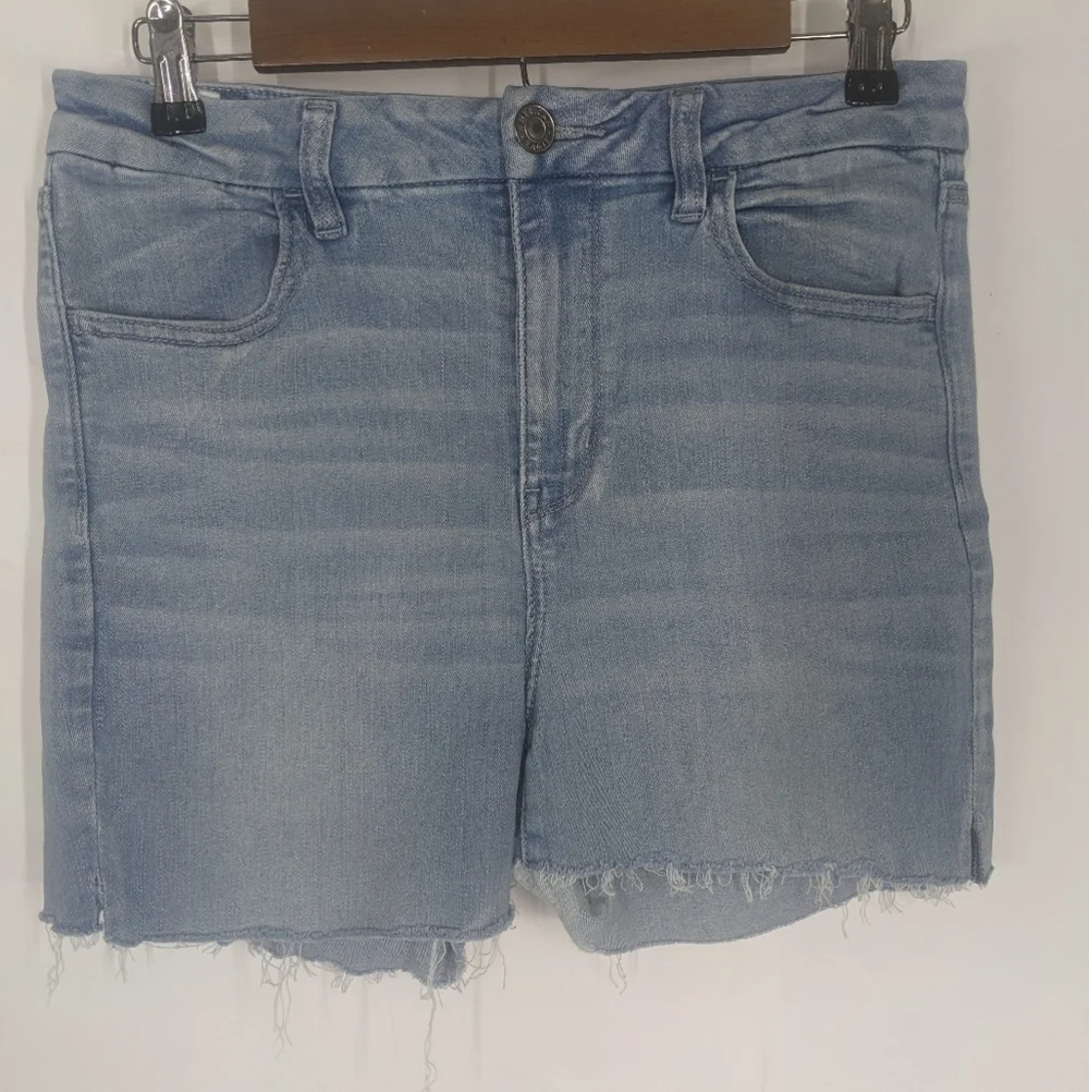 AMERICAN EAGLE Curvy Hi-Rise Jegging Denim Jean Shorts