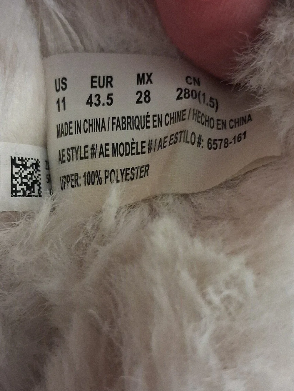 American Eagle Peanuts Snoopy Slippers