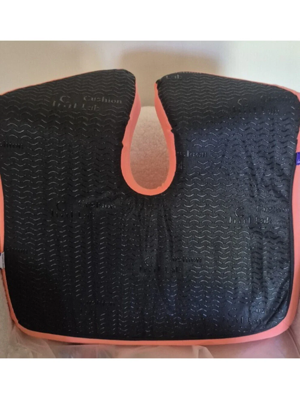 N/A cushion lab