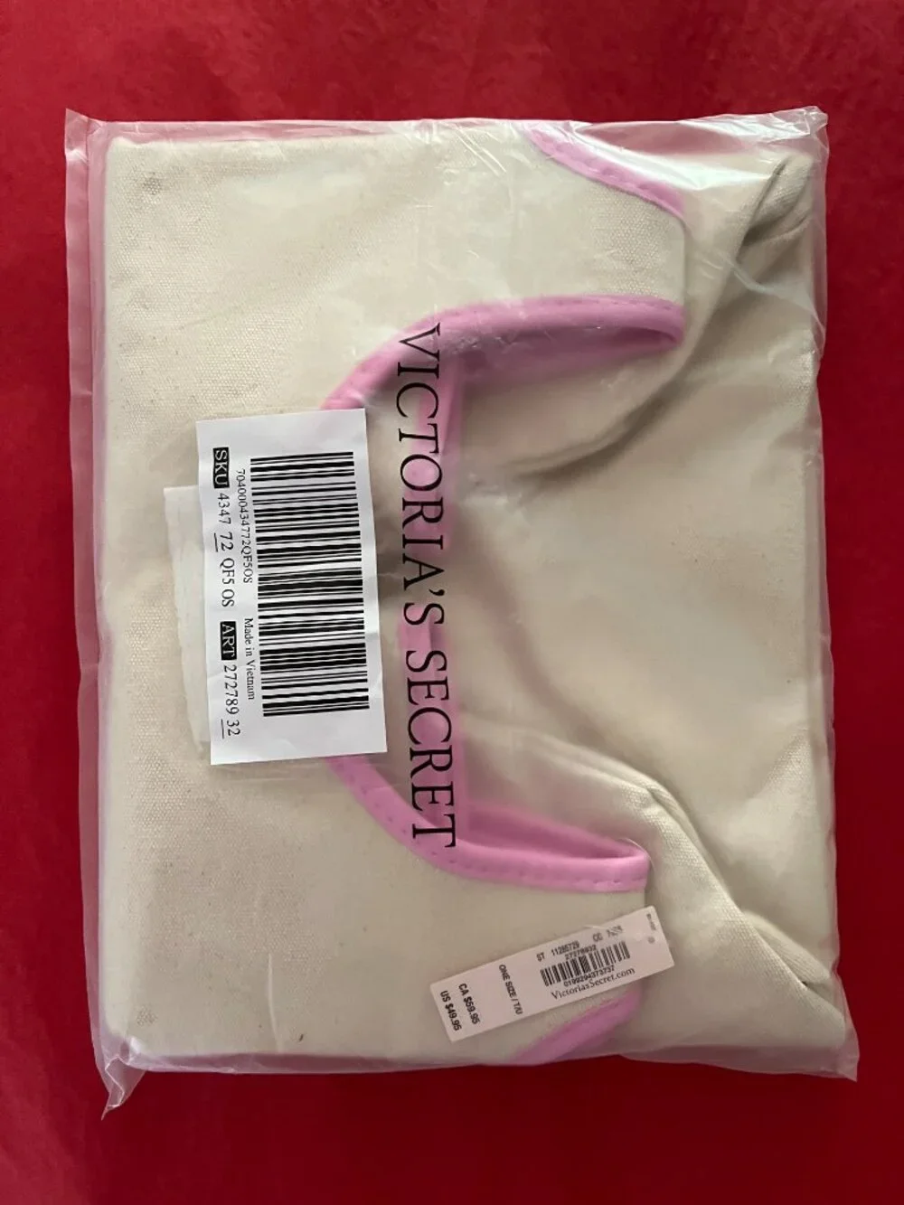 Victorias Secret cream nwt trim