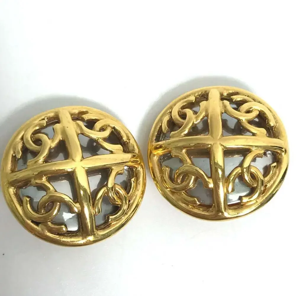 CHANEL Vintage Gold Earrings