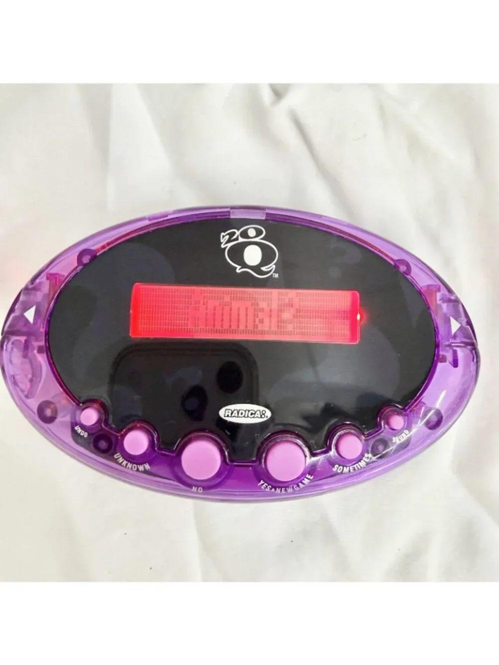 Radica 20Q Purple Electronic Handheld Thinking Game 2007 Tested Works