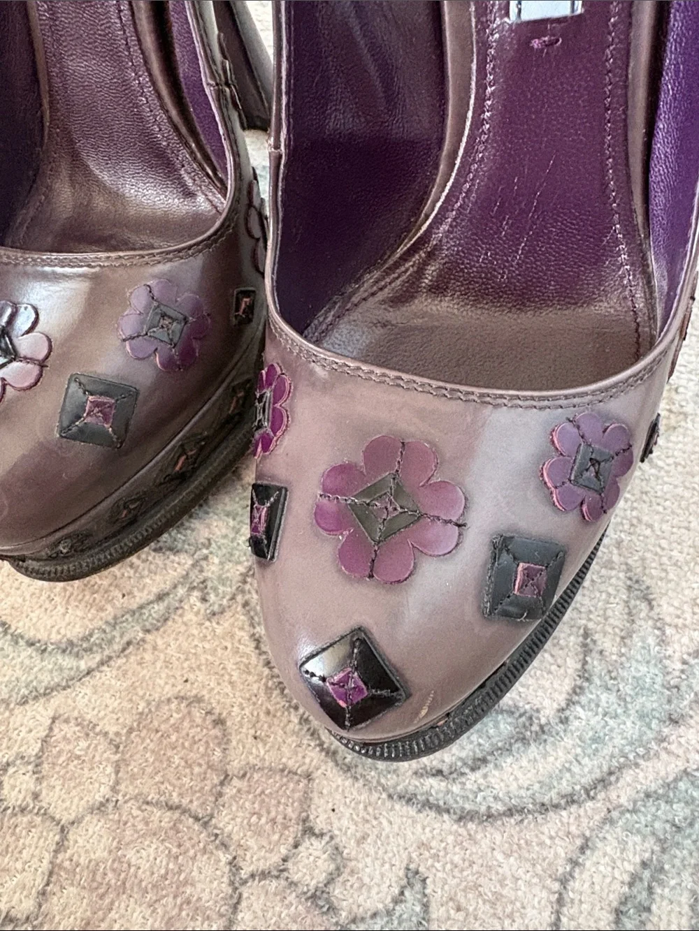 Prada light scuff