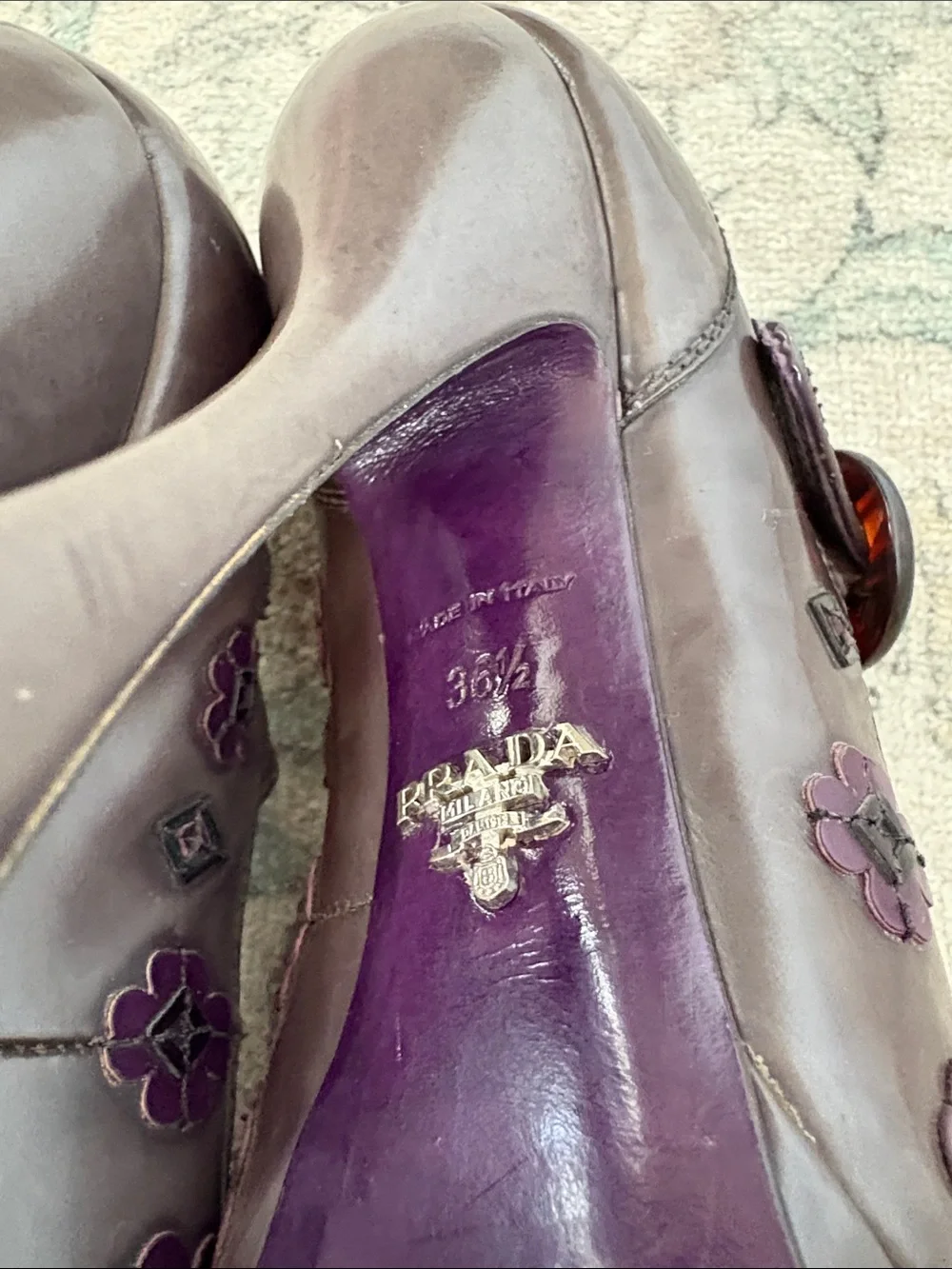 Prada light scuff