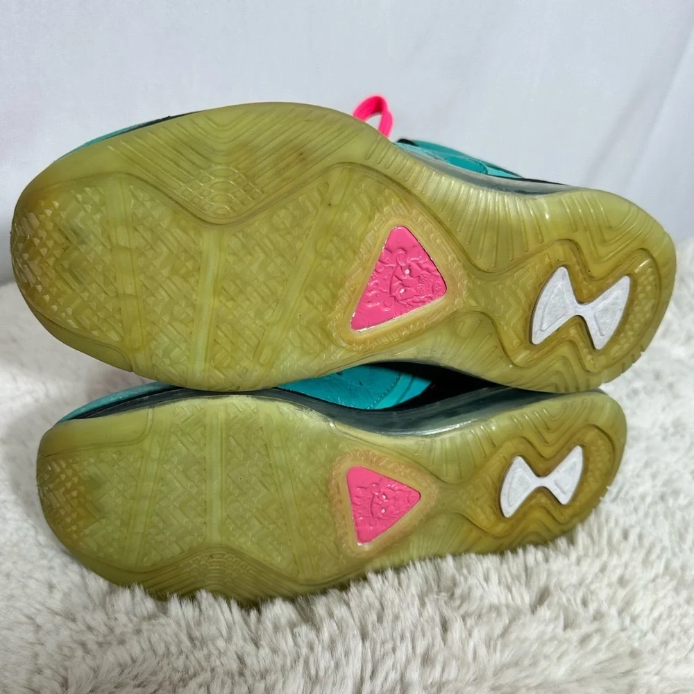 Nike‎ LeBron 8 Pre Heat South Beach original 2010 - size 4