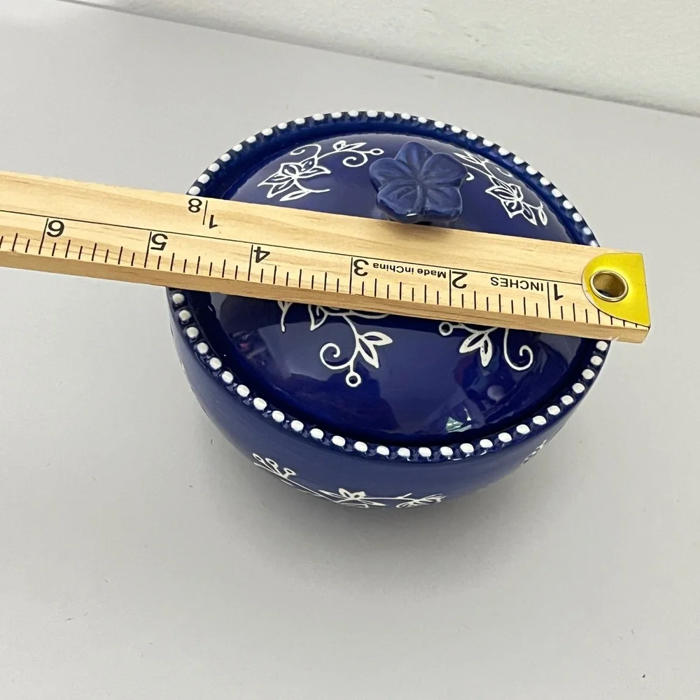 Unbranded ceramic sugar
