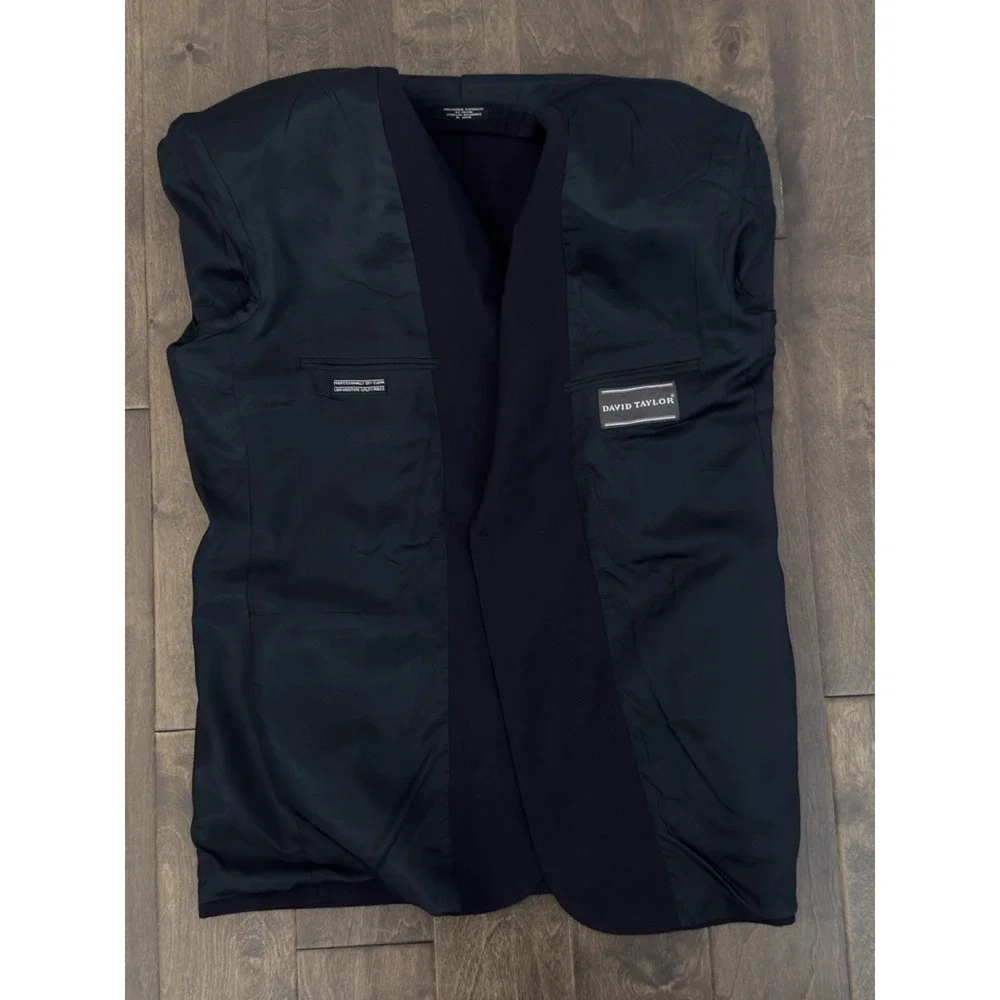 David Taylor Navy Sport Coat Gold Buttons Size 46L Preppy Navy Blazer Wool Blend