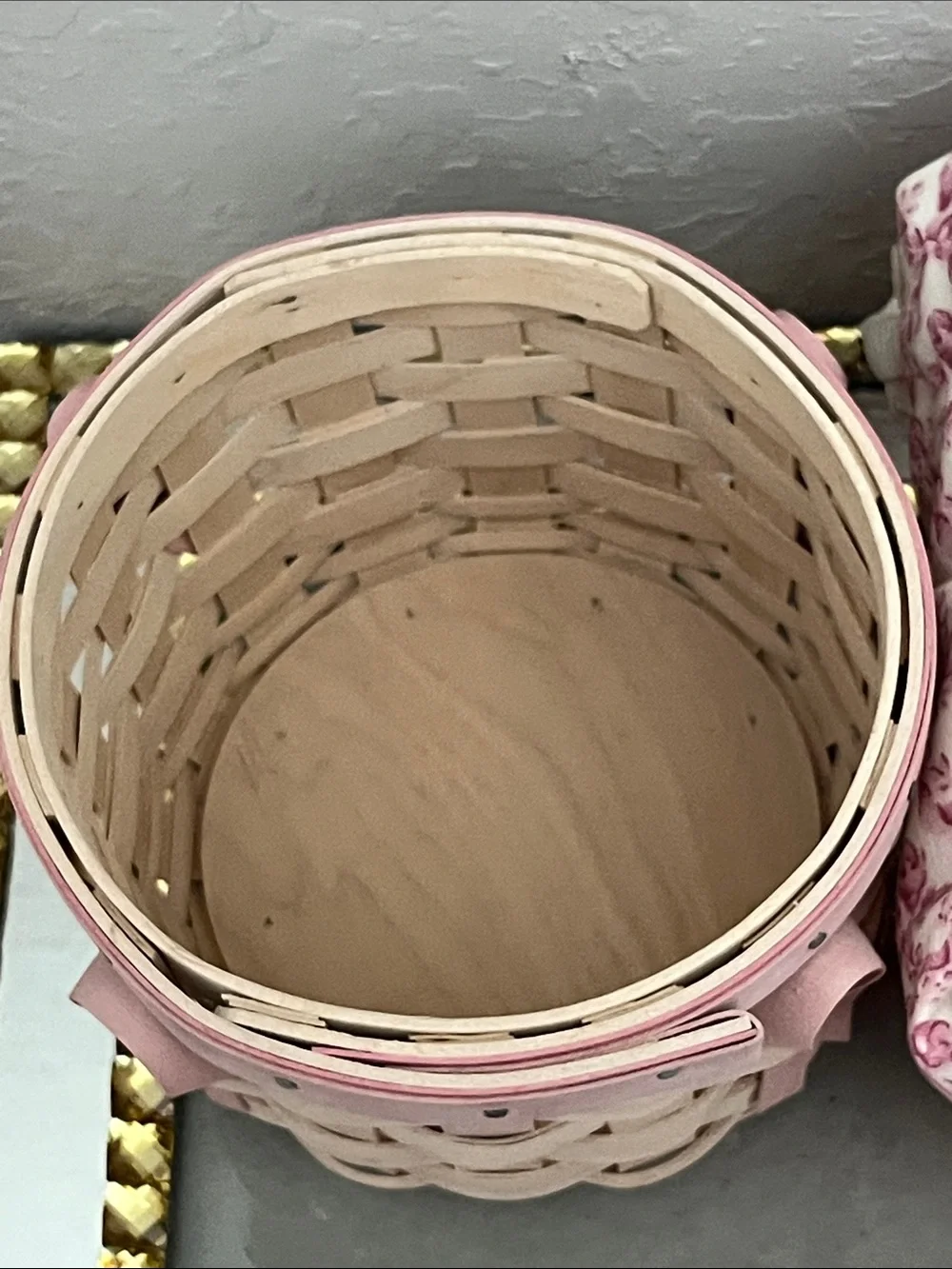 Longaberger HOPE 2006 White-Lidded Basket with Pink Accents NWT & Accessories
