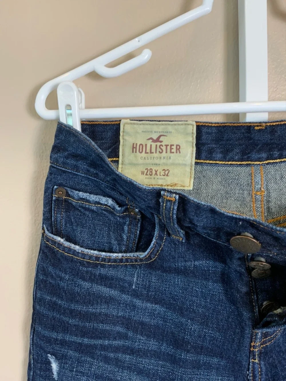Hollister good 32 fly