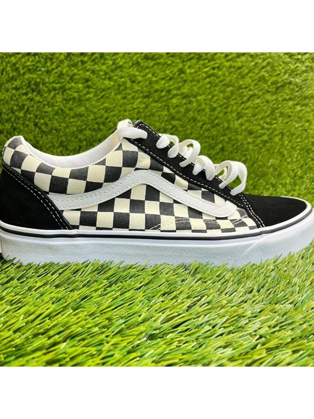 Vans Old Skool Checkerboard Mens Size 9 Black White Gum Athletic Shoes Sneakers