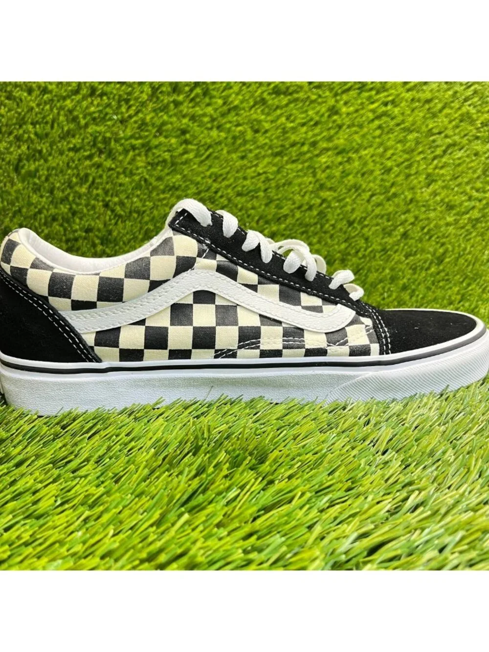 Vans please review