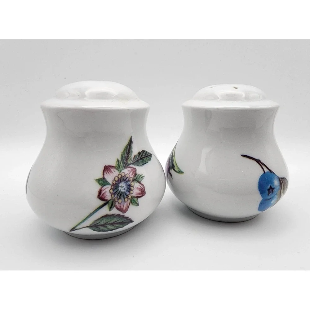 The Unbranded Brand vintage ceramic