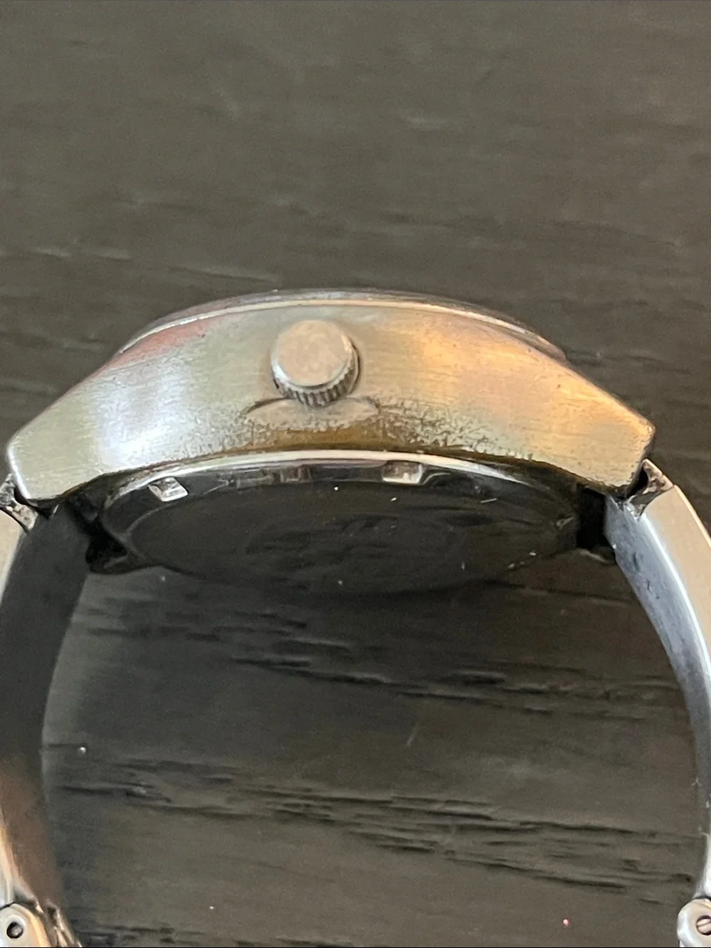 Fossil classic analog