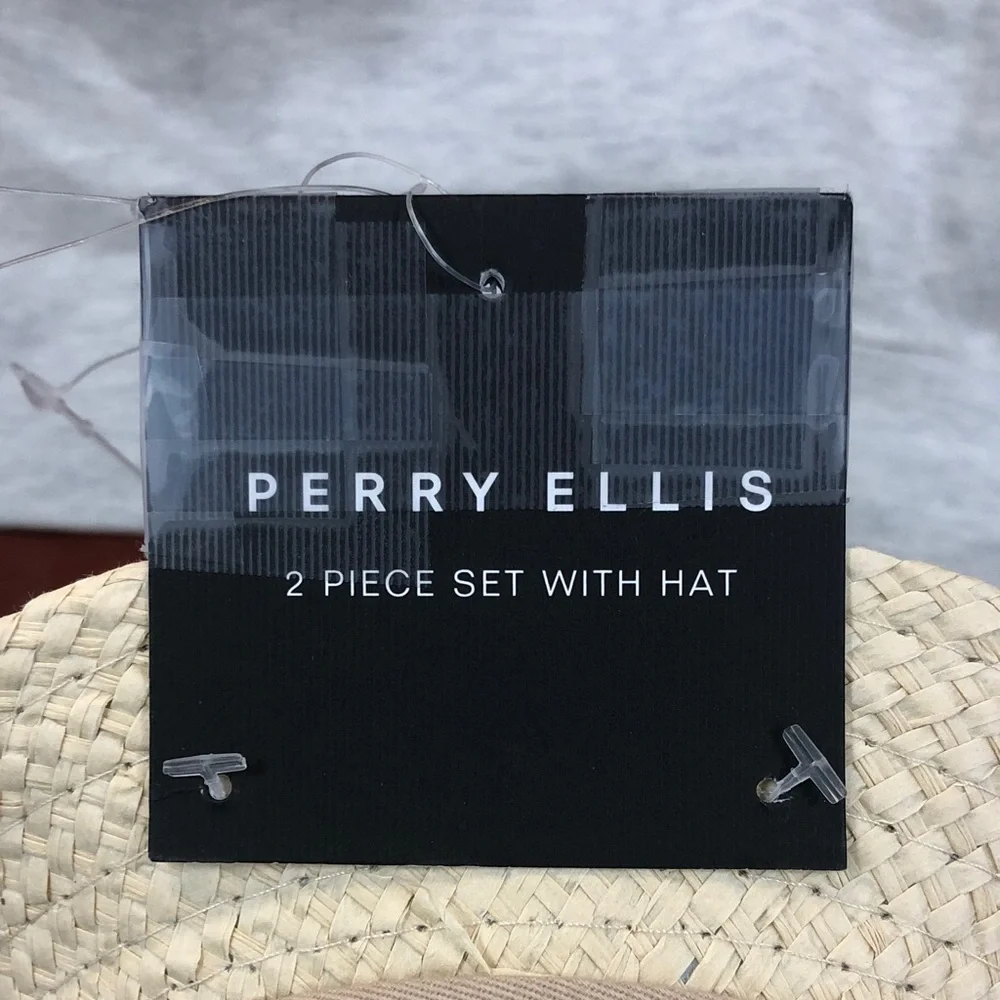 Perry Ellis set perry