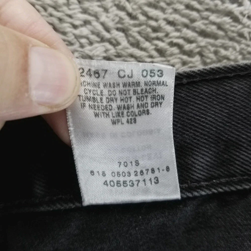 Levis before purchasing
