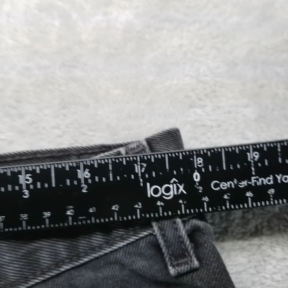 Levis before purchasing
