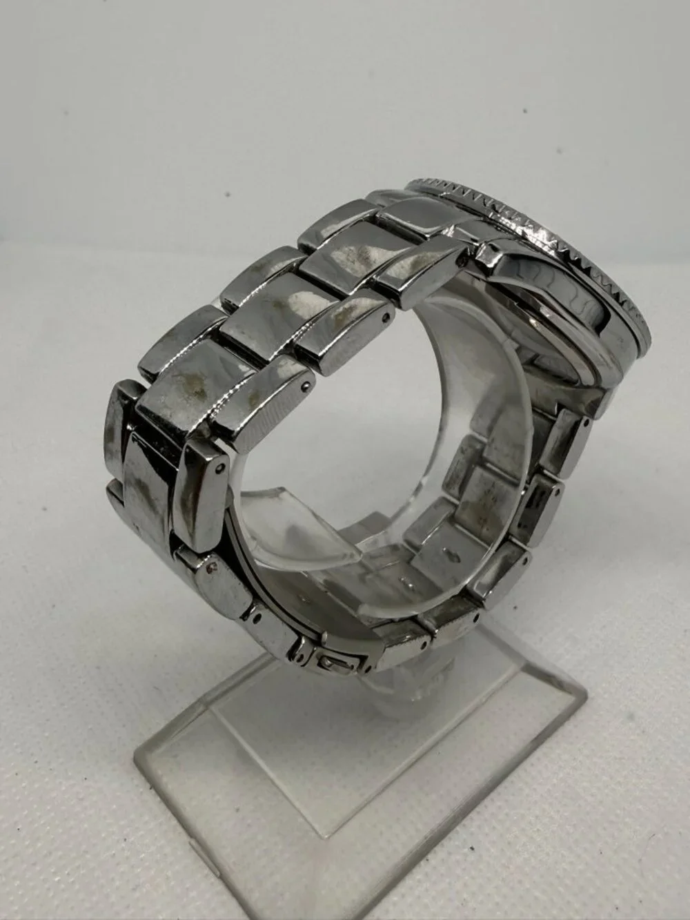 Relic analog case wear