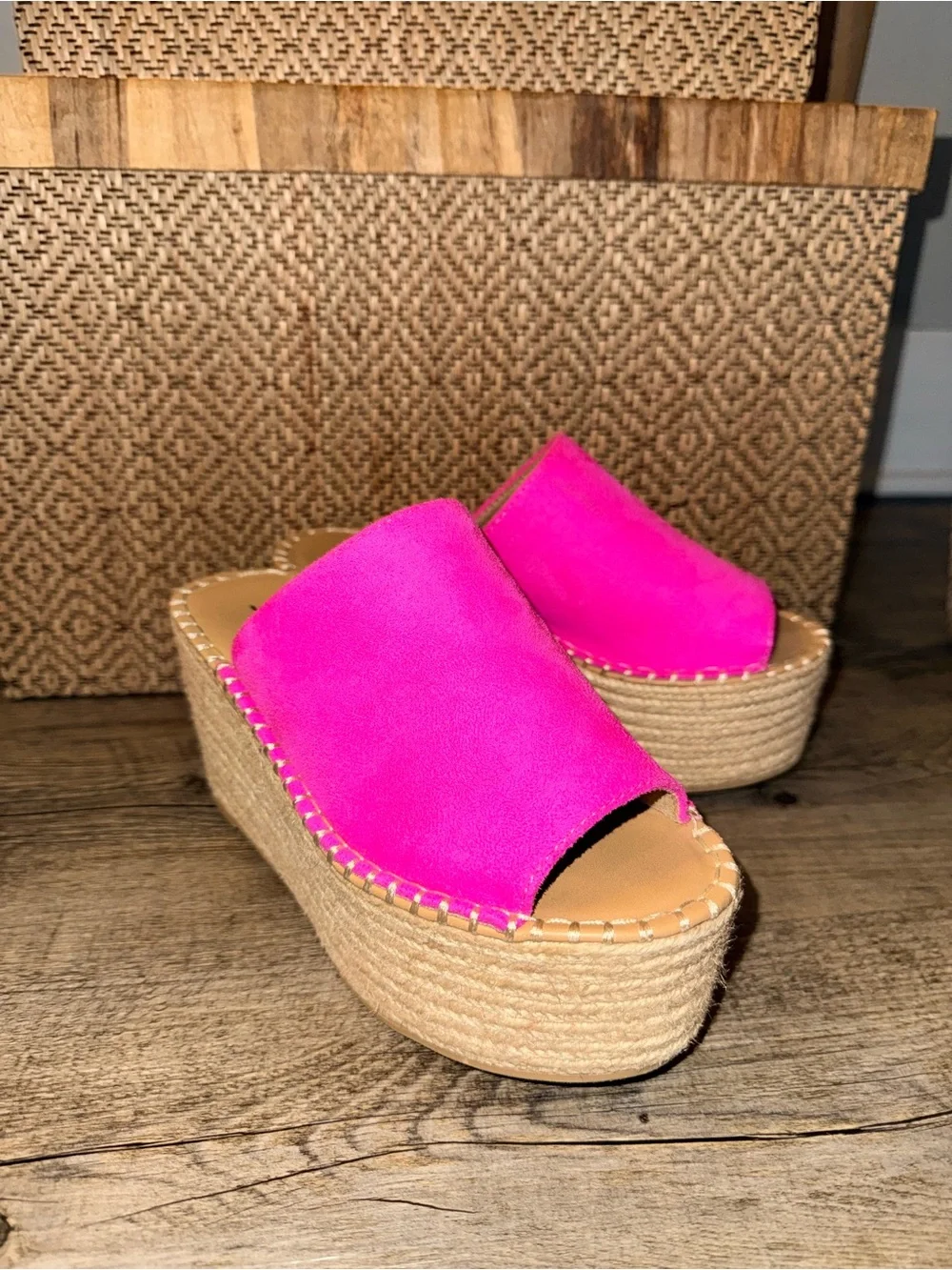 Soda bold neon