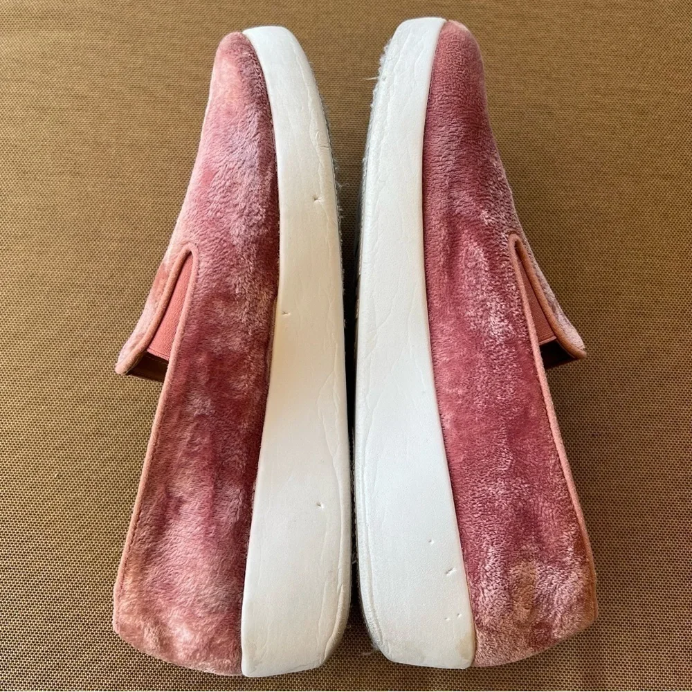 Fitflop velour pink