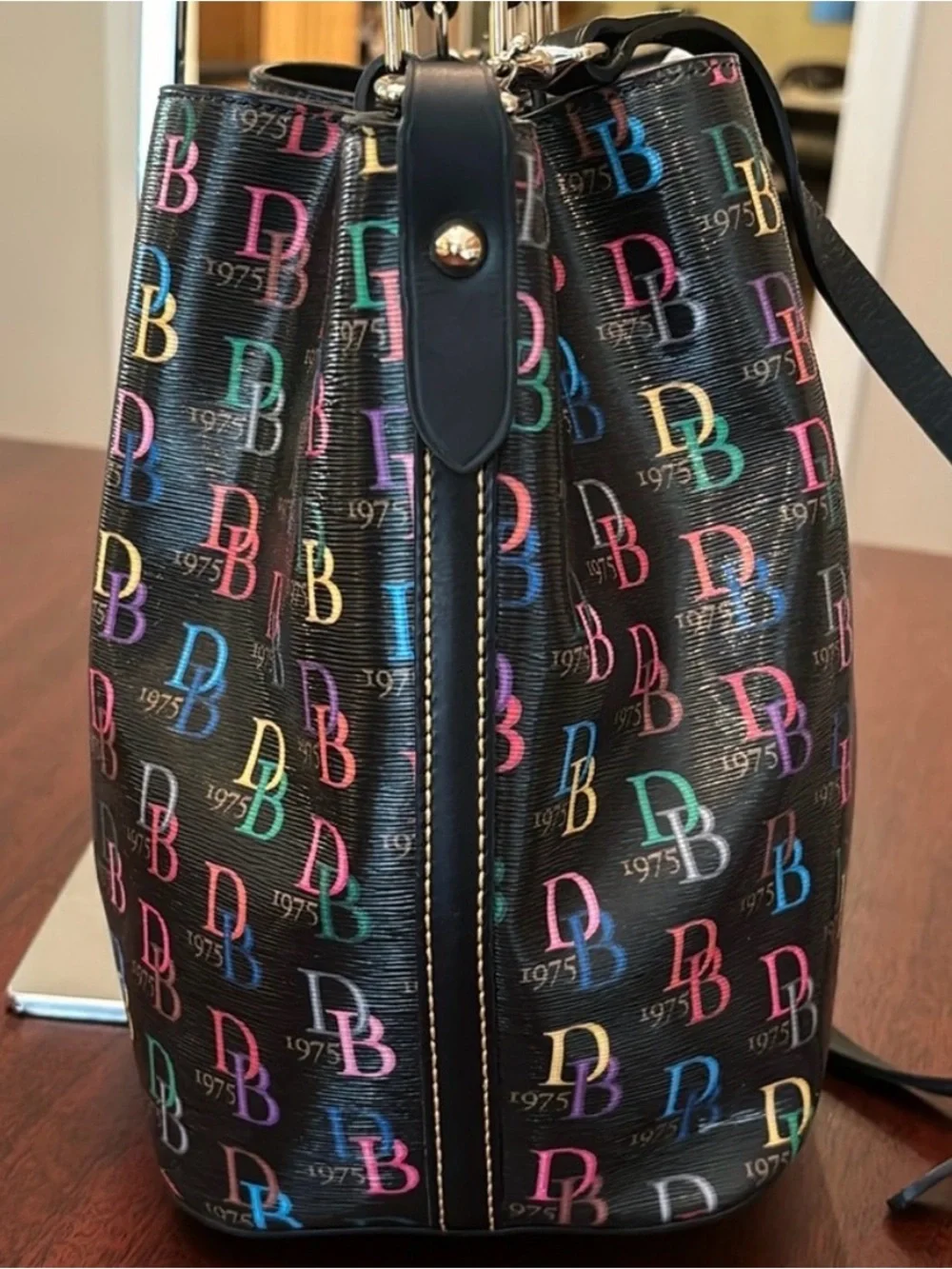 Dooney & Bourke dooney bourke