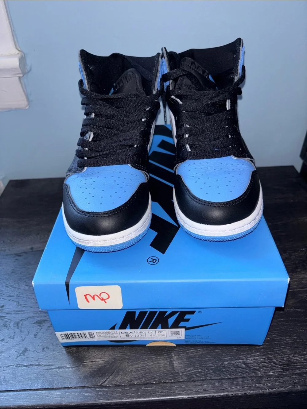 UNC AIR JORDANS