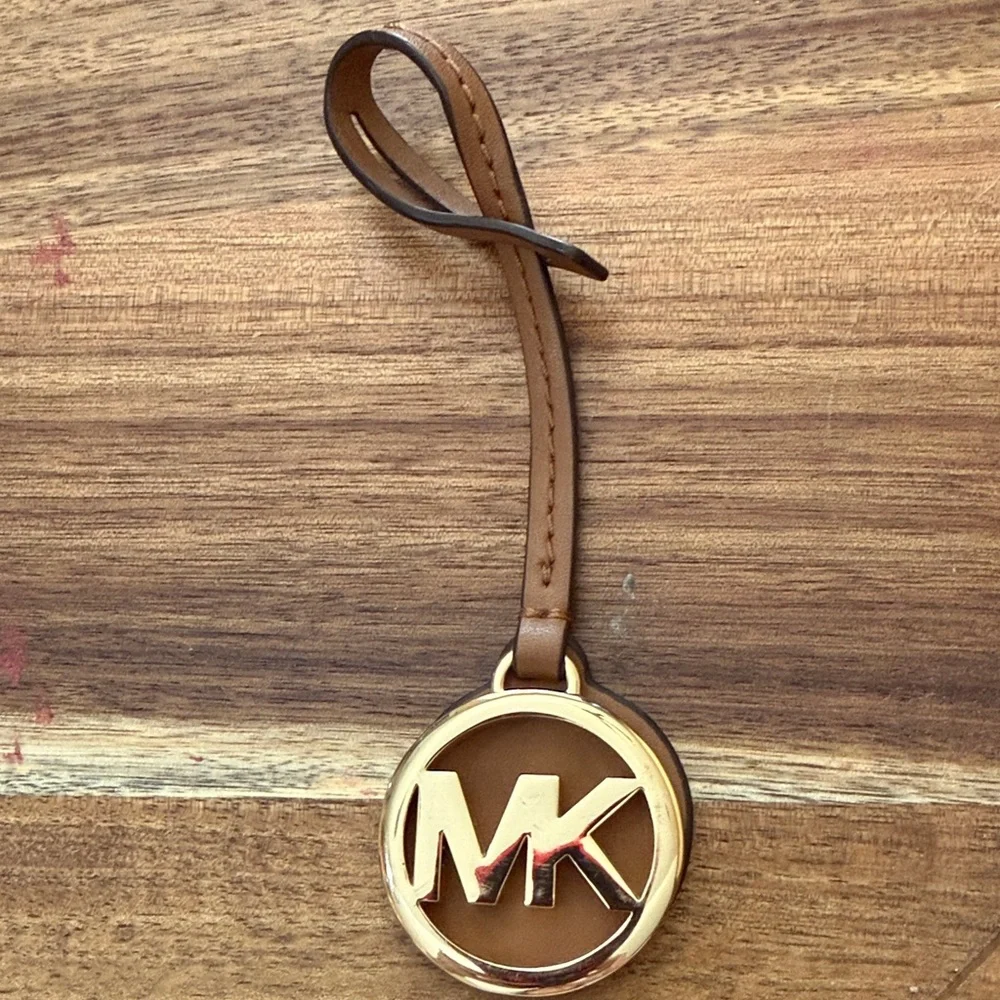 Michael Kors elegant michael