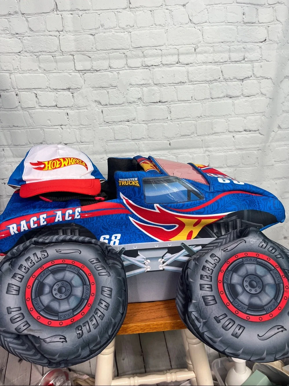 Hot Wheels get ready
