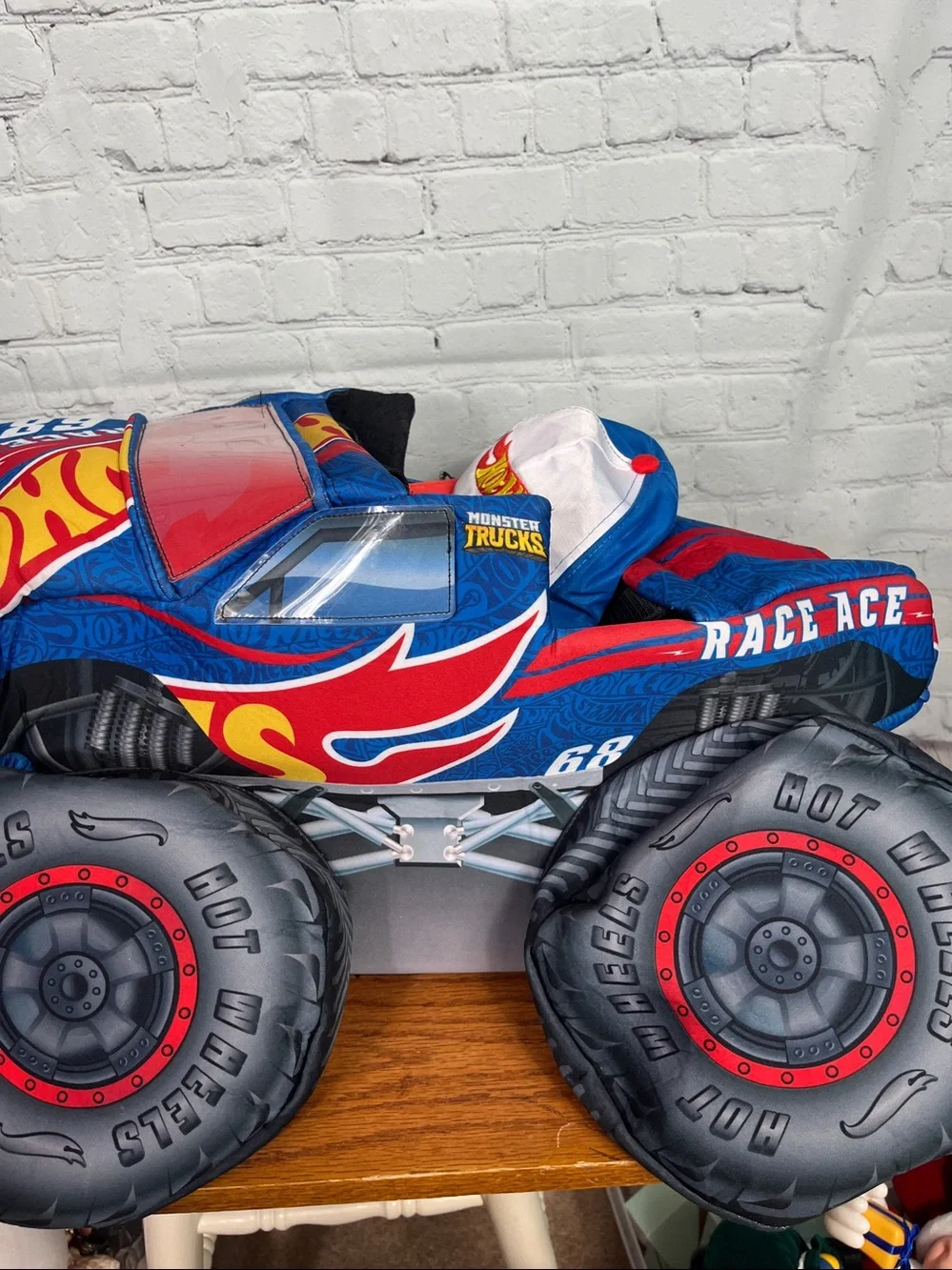 Hot Wheels get ready
